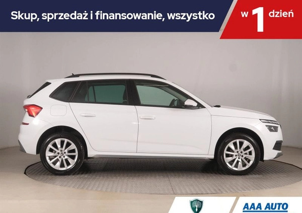 Skoda Kamiq cena 100000 przebieg: 8369, rok produkcji 2022 z Brwinów małe 352
